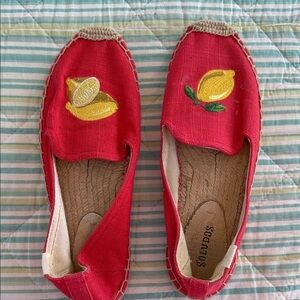 Soludos Red Lemon Embroidered Sandals